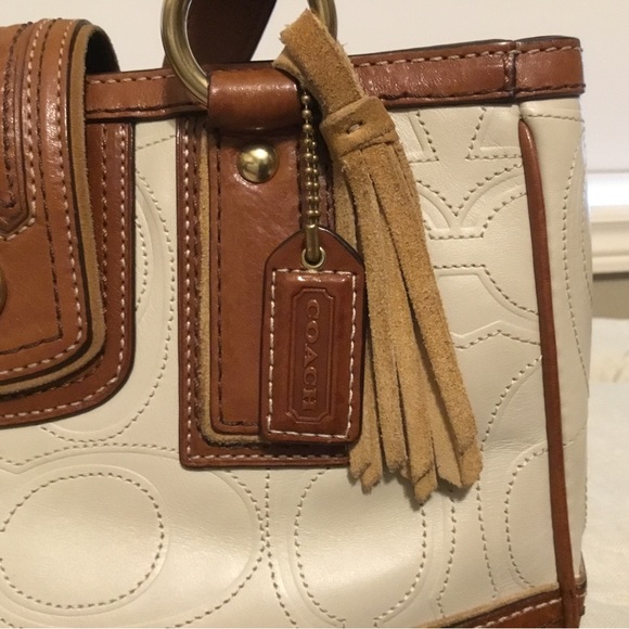 Genuine Vintage Coach Hampton Embossed Leather Satchel - Cream with Pecan Trim - Picture 7 of 13
